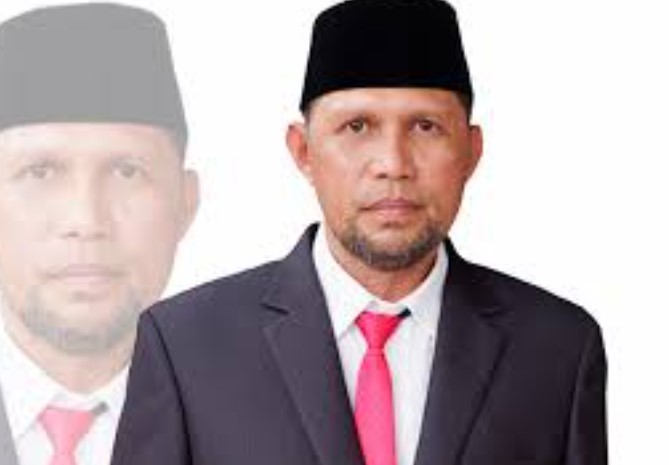 Kepala Disdukcapil Buton Tengah, Tamrin Mau