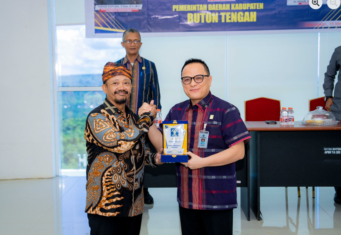 Kepala Kantor Wilayah Kemenkumham Sultra beserta jajaran, Bupati Buton Tengah Dr. H. Azhari, S.STP., M.Si. Foto : IST